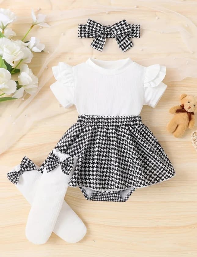 Robes body pour bébé fille, manches courtes, barboteuse avec nœud en forme de cœur, avec chaussettes
