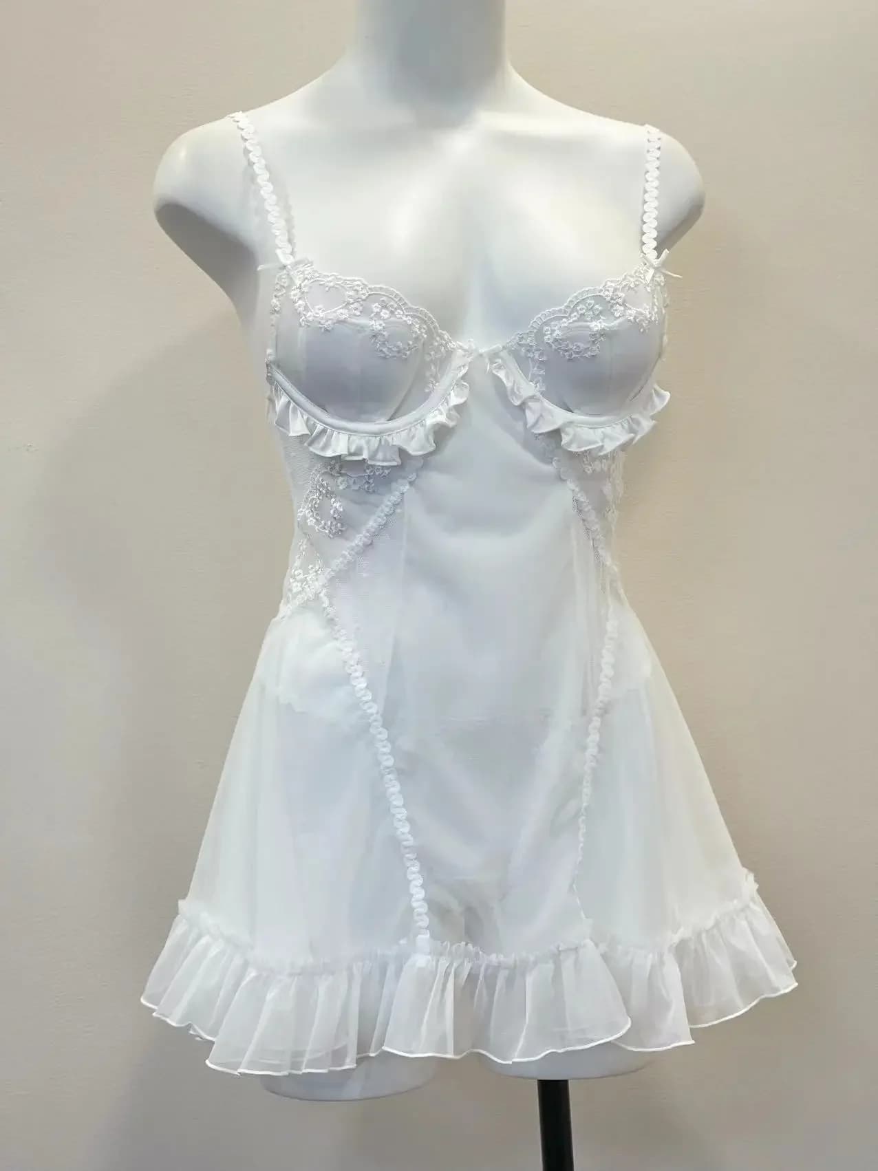 Chemise de nuit à armatures en maille complète avec coussin de poitrine pour femmes, lingerie sexy, 