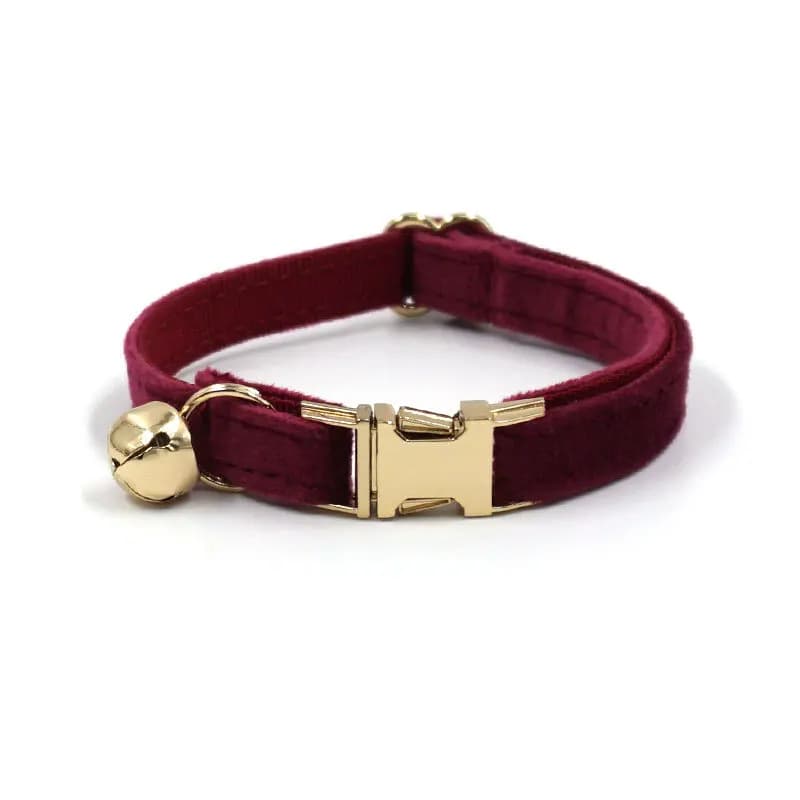 Collier en velours pour chat avec clochette et lettrage, réglable, doux pour la peau, confortable, l