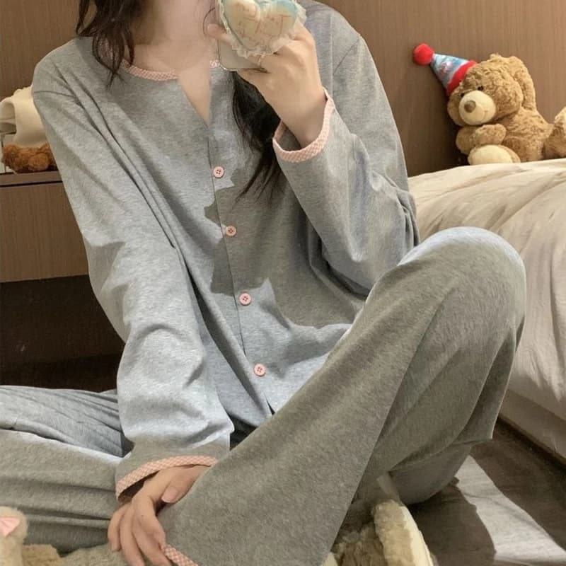 Les vêtements de nuit pour femmes peuvent être portés comme des vêtements d'extérieur, costume de ma