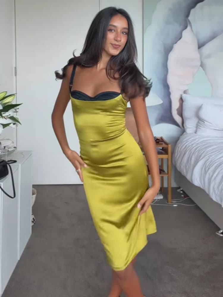 Robe longue moulante sexy sans manches et dos nu pour femme avec rembourrage intégré, idéale pour le