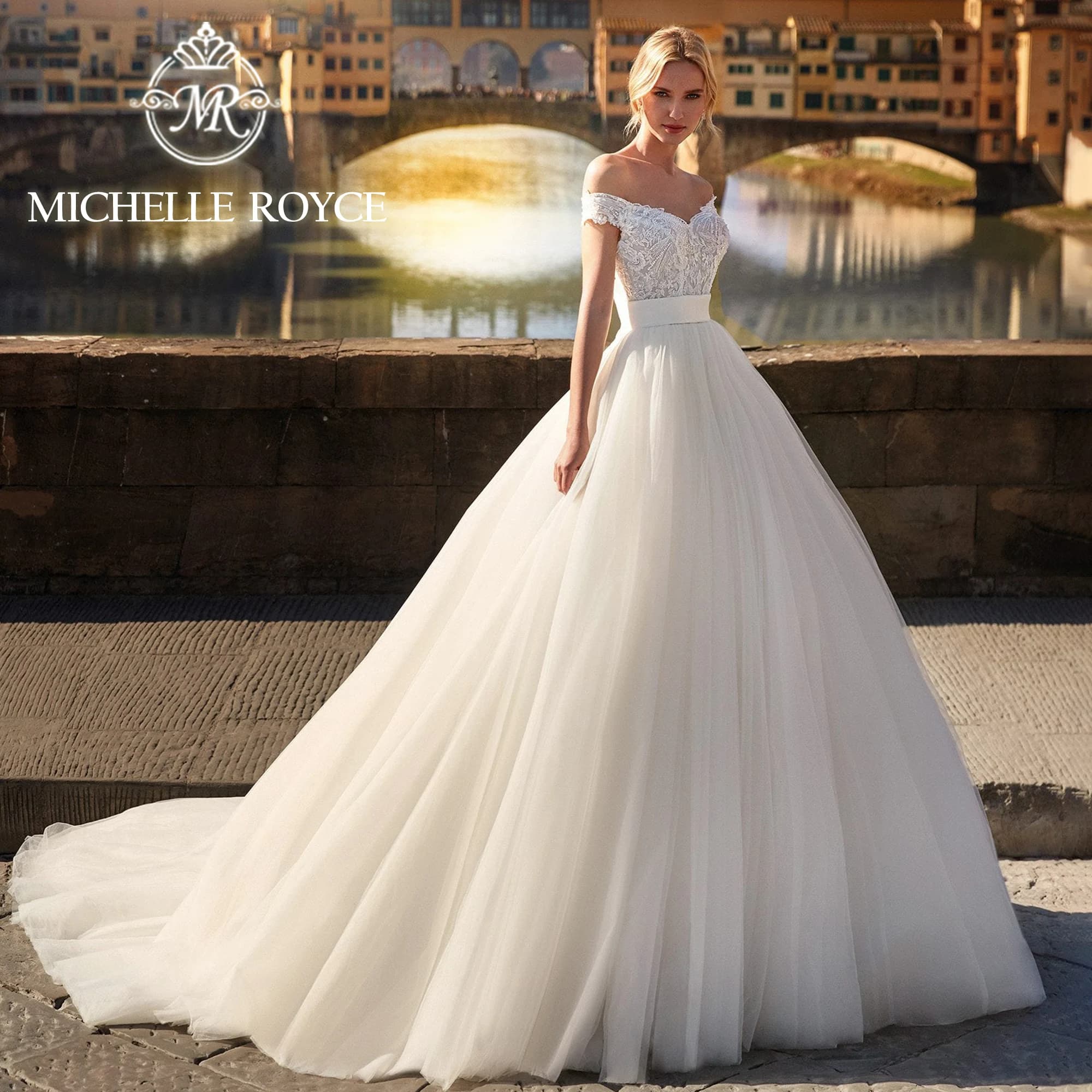 Michelle Royce-Robe de mariée avec appliques chérie, robe de Rhsexy, robe de mariée rêveuse, robe de