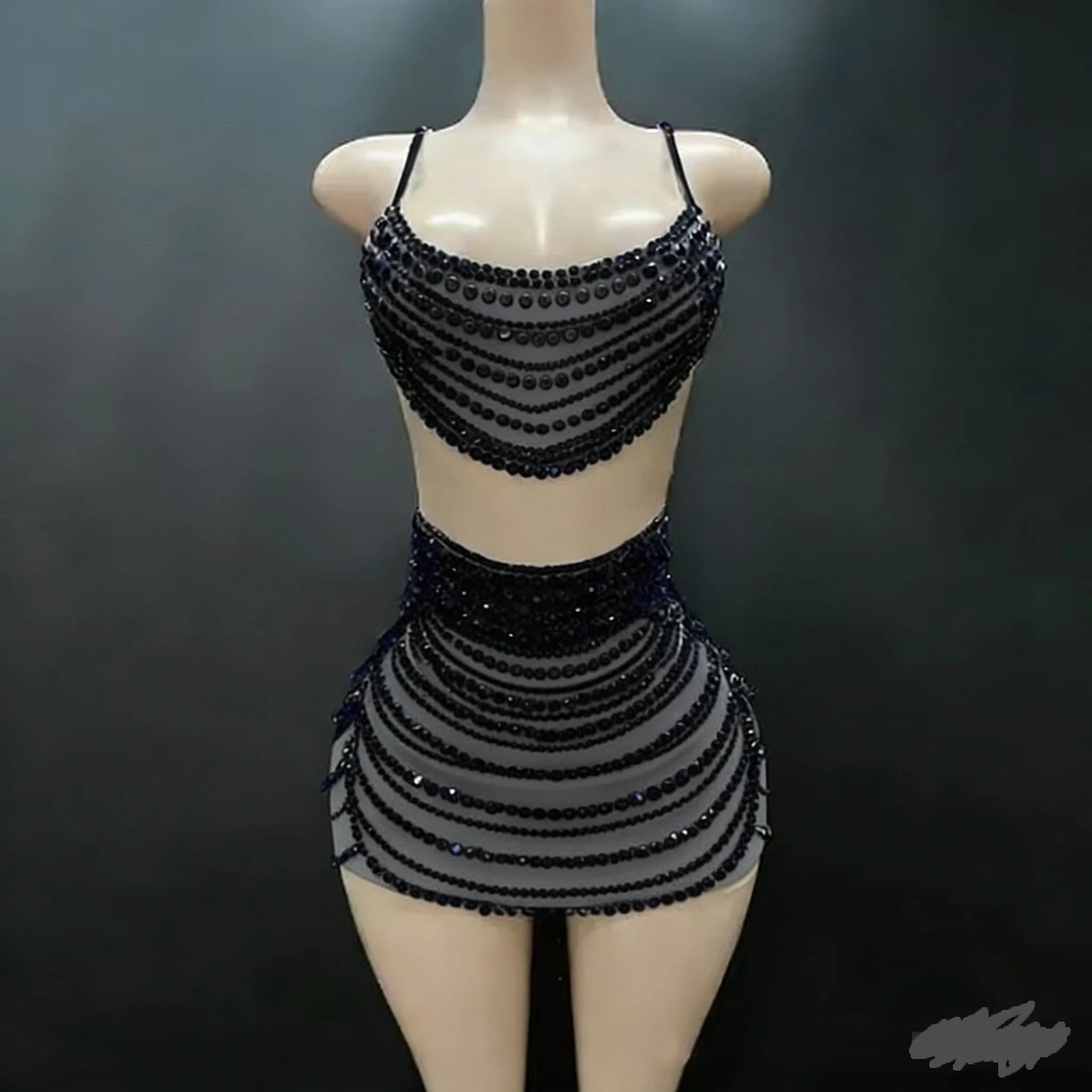 Robe de performance pour femme, style jupe moulante à bretelles entièrement ornée de strass, pour bo