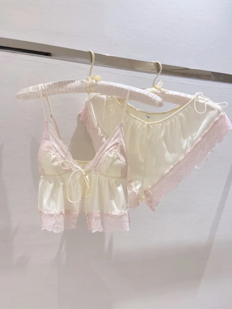 Vêtements de détente français, haut de nuit à bretelles en V profond avec short, ensemble pyjama en 