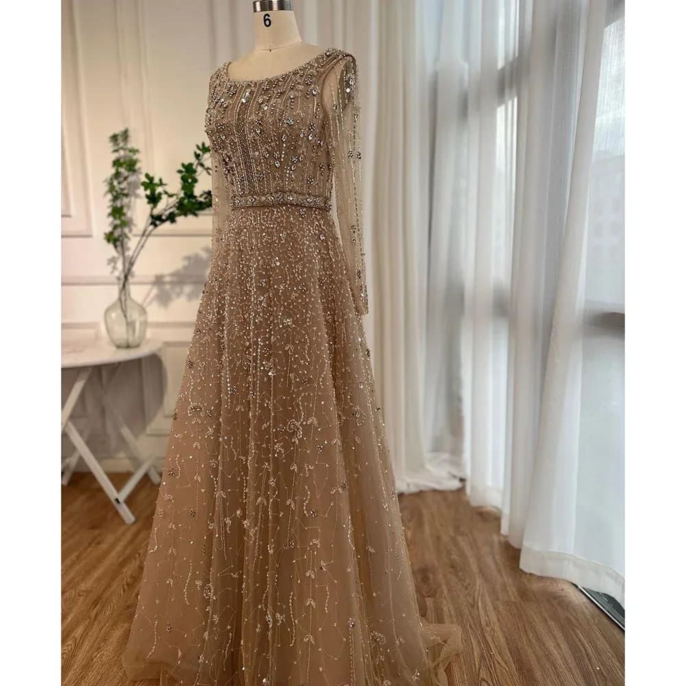 Robe de soirée de forme trapèze, luxueuse tenue de soirée de standing, de styliste arabe de Dubaï, c