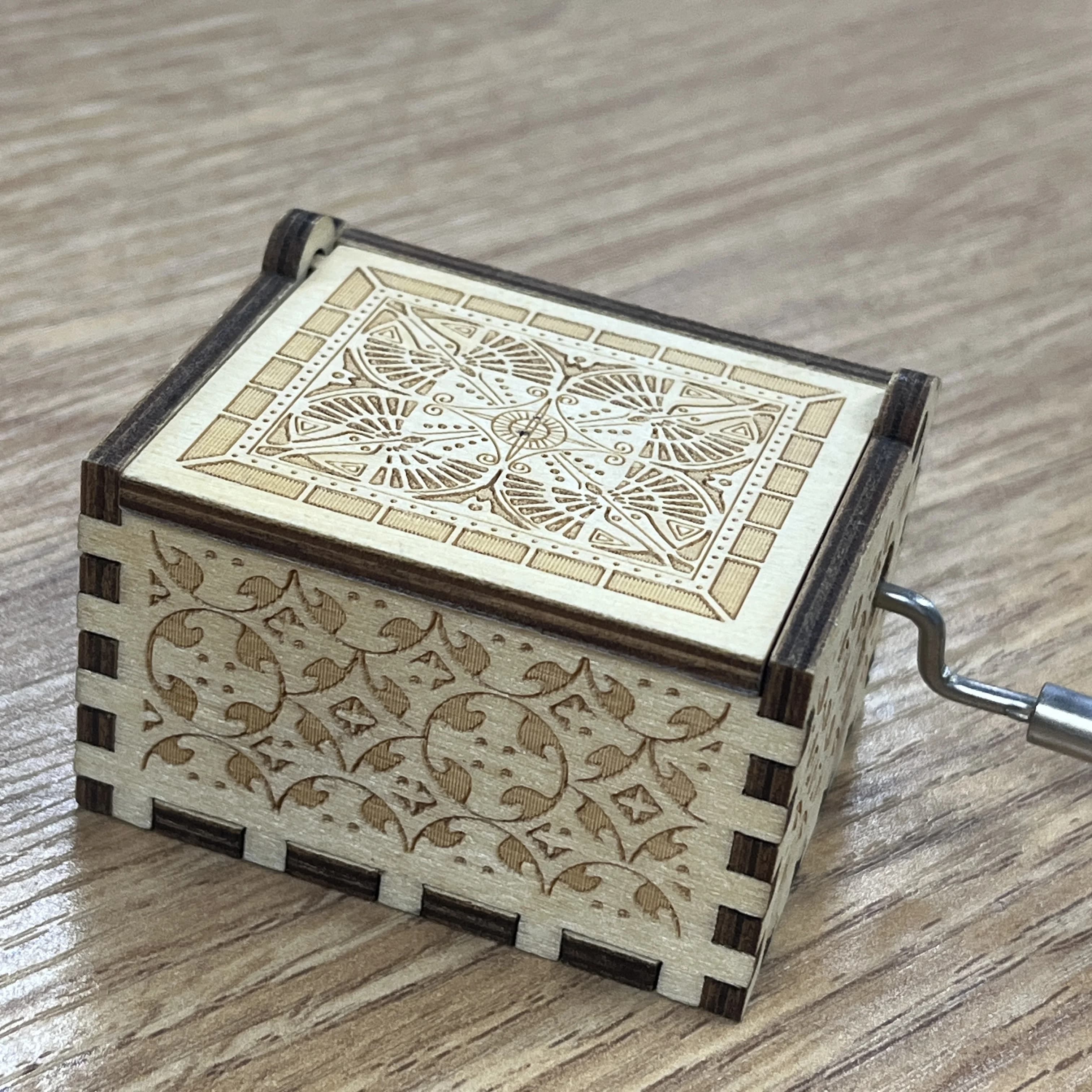 Boîte à musique en bois à manivelle manuelle, cadeau pour le Nouvel An, les anniversaires et la fête