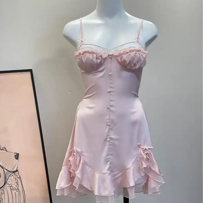 Français Lolita fille vêtements de nuit glace soie Sexy chemise de nuit avec coussin de poitrine hau