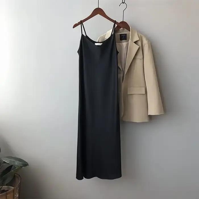 Robe longue en Satin à bretelles en soie pour femmes, printemps été 2021
