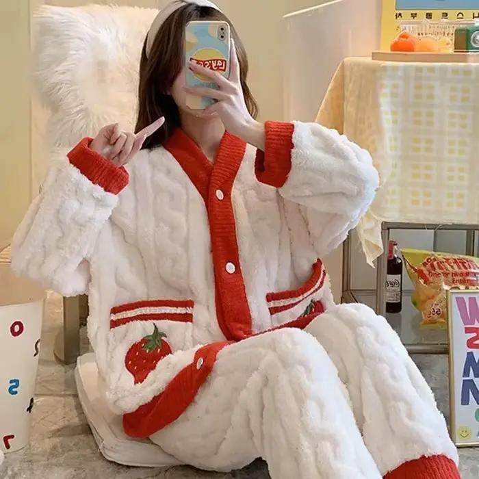Pyjama épais en flanelle et velours corail fraise, vêtements de maison pour femmes, ensemble de vête