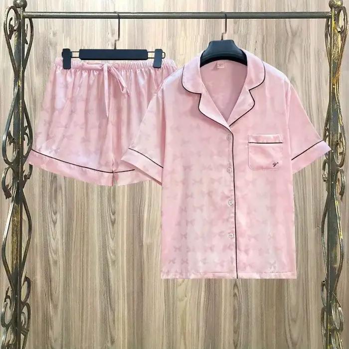 Pyjama rayé pour femmes