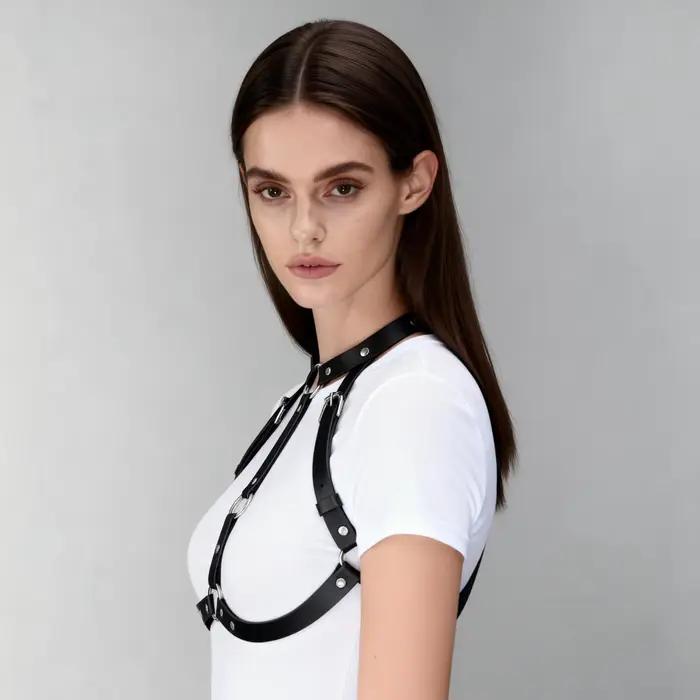 Harnais de corps pour femme style punk gothique - Soutien-gorge réglable en similicuir pour styles emo, rave et alternatifs - Noir