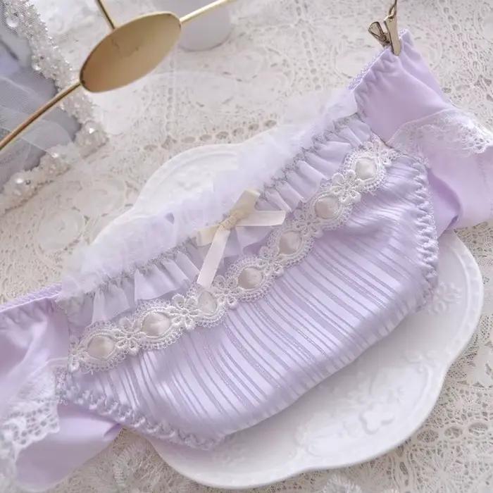 Culotte de princesse en soie et dentelle brodée pour femme