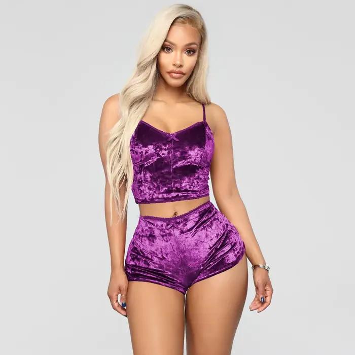 Ensemble de pyjama à bretelles sexy pour femmes