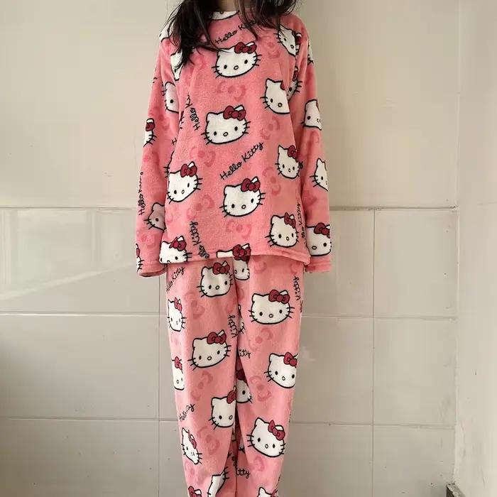 Hello Kitty pyjamas automne et hiver flanelle animation dessin animé mignon couple tenue décontracté chaud vêtements de détente deux pièces ensemble