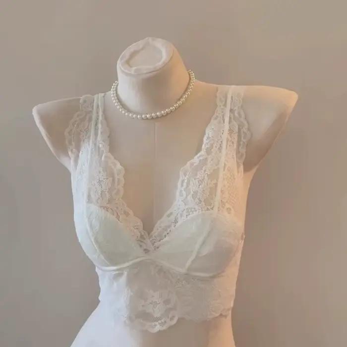 Soutien-gorge en dentelle blanche