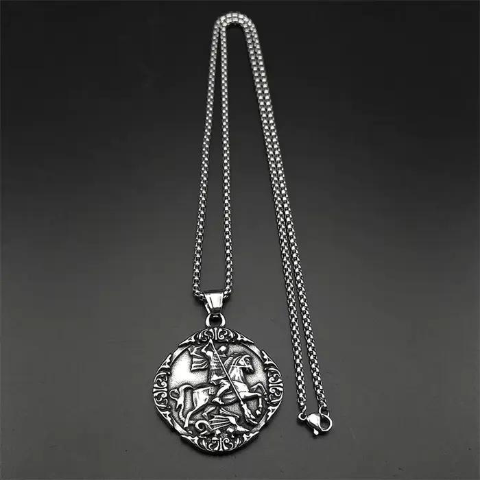 Saint George PROTECT US Christian pendentif en acier inoxydable collier pour femmes hommes couleur or St. George collier ras du cou bijoux