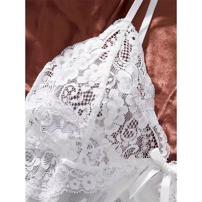 Un ensemble de chemise de nuit Ultra Sexy en Tulle