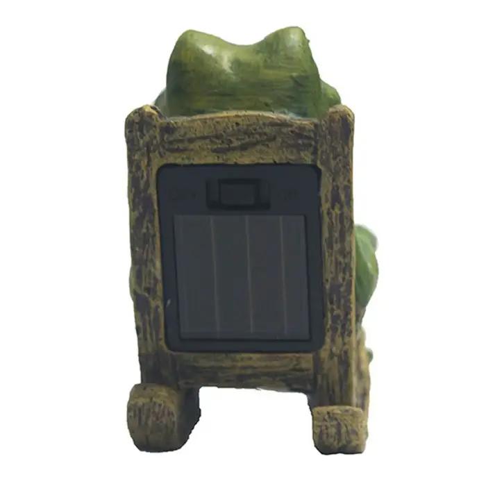 Lampe de nuit solaire étanche en forme de grenouille, style rustique créatif, chaise à bascule grenouille, figurine lumineuse, ornement mignon de dessin animé