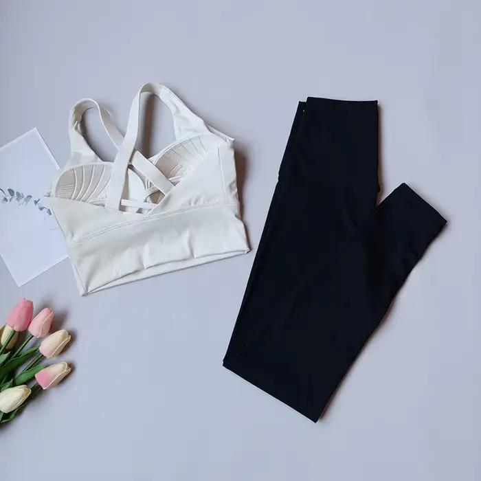 Ensemble de yoga et Pilates pour femme, leggings taille haute, brassière sans manches, sensation de seconde peau, vêtements de sport pour yoga et entraînement, occasions spéciales