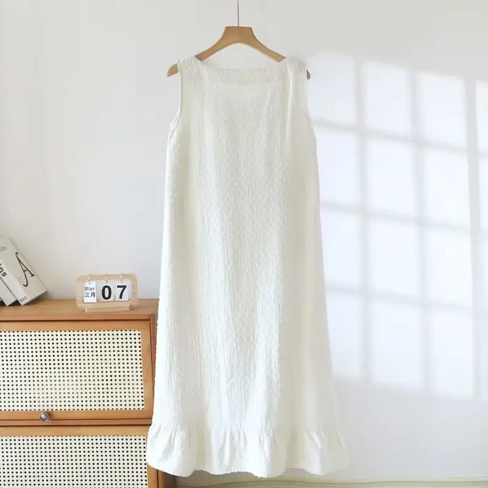 Chemise de nuit en gaze de coton respirante pour femme, robe de nuit blanche sans manches, détail perles en bois et ourlet à volants, tenue d'intérieur douce