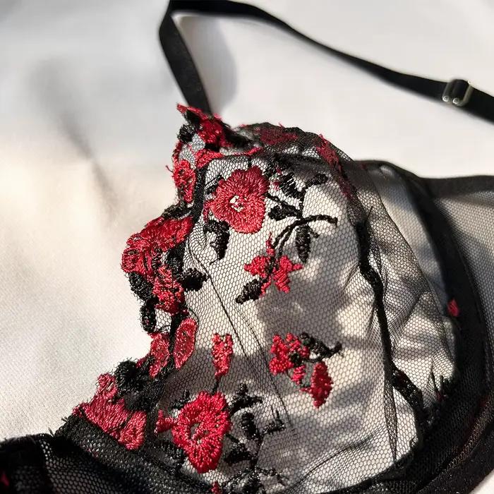Ensemble de lingerie sexy femme en dentelle brodée fleur en élasthanne nylon rayonne soutien gorge et culotte pour toutes les occasions spéciales