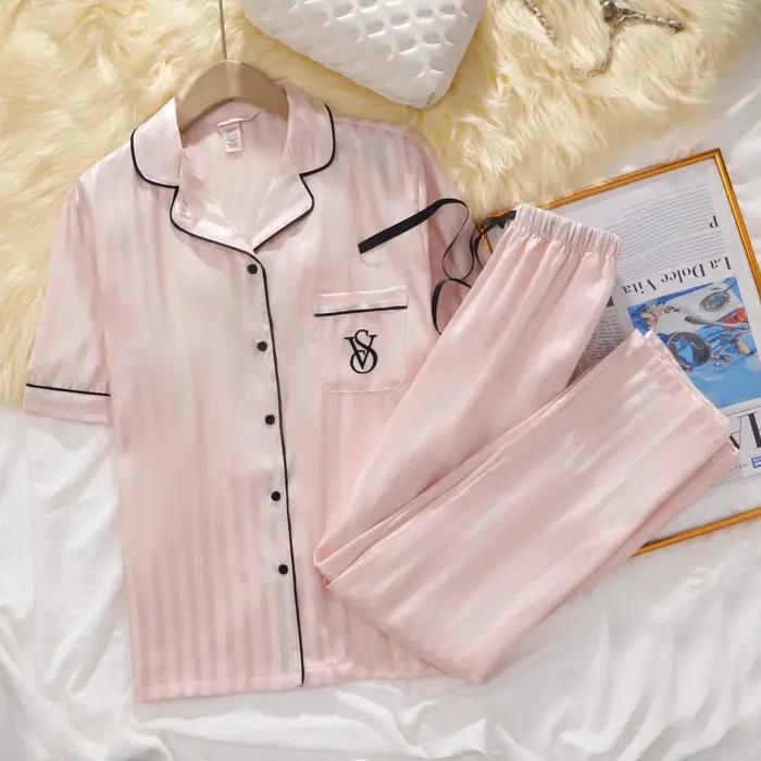 Pyjama en satin de soie pour femme Victoria's Secret