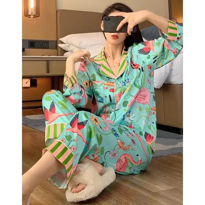 Pyjamas pour femmes au printemps et en été à manches longues