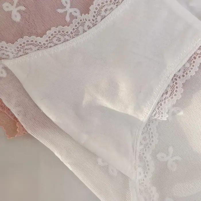 Culotte française en dentelle translucide pour femmes