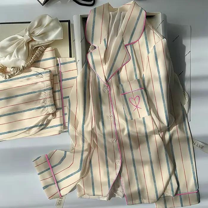 Pyjama en soie glacée à rayures contrastées pour femmes