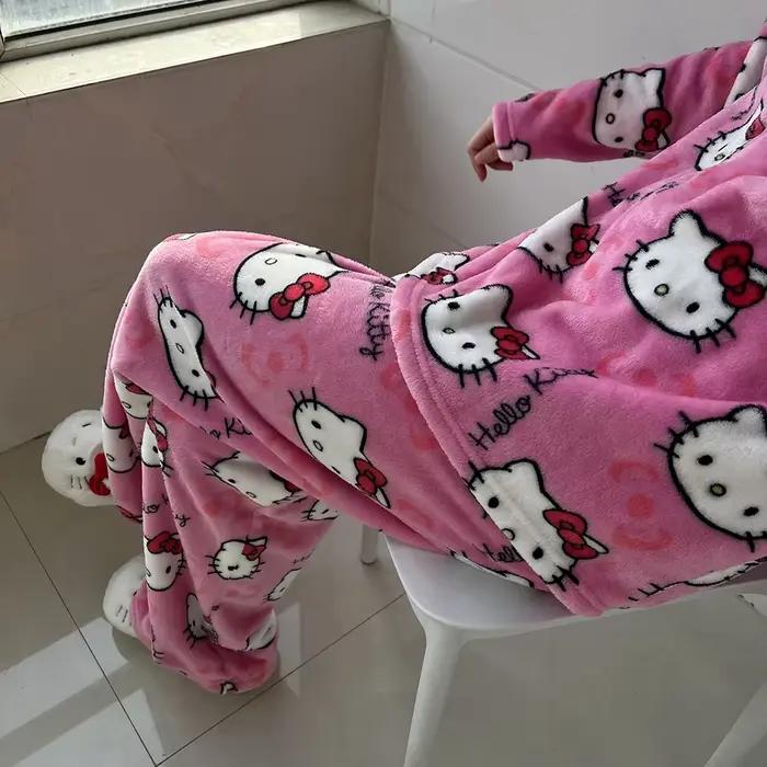 Hello Kitty pyjamas automne et hiver flanelle animation dessin animé mignon couple tenue décontracté chaud vêtements de détente deux pièces ensemble
