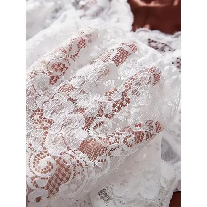 Un ensemble de chemise de nuit Ultra Sexy en Tulle