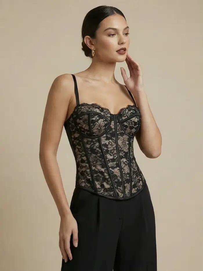 Camisole en dentelle noire sexy