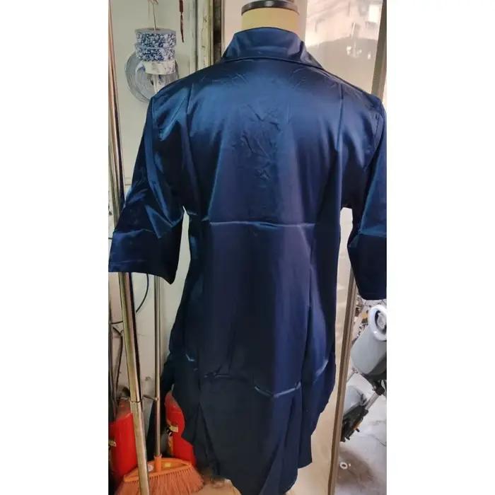 Chemise de nuit en taffeta élégante avec col en V et manches courtes pour femmes nuits chaudes d'été occasions spéciales