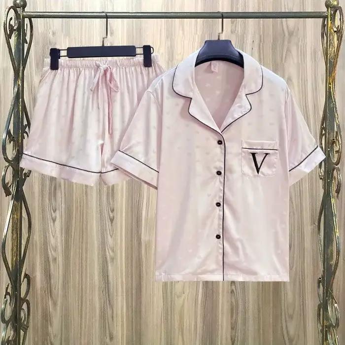 Pyjama rayé pour femmes