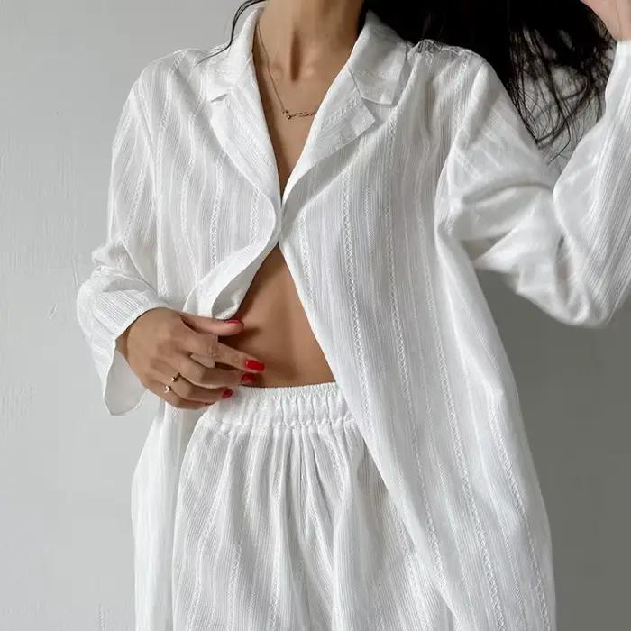 Ensemble de pyjama décontracté deux pièces en coton blanc