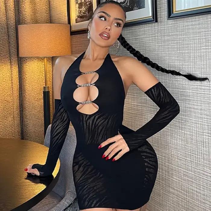 Robe courte en résille pour femmes