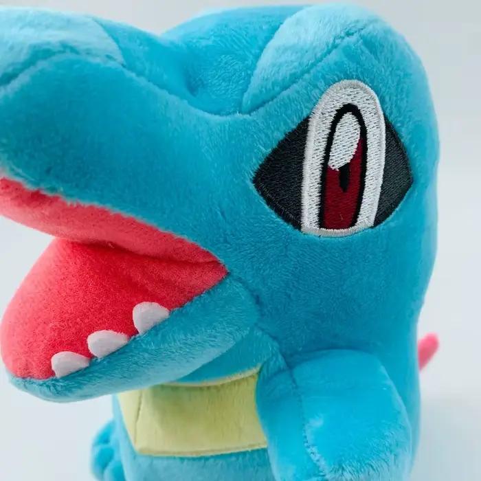 POELLsimplifié-Jouet en Peluche Totodile de 22cm, Petite Figurine de Crocodile Sciant, Dessin Animé