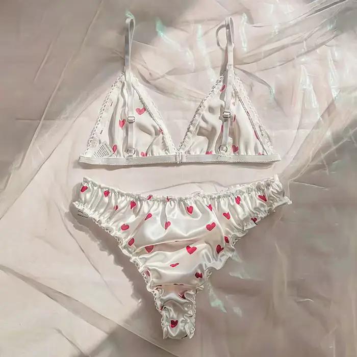 Ensemble de soutien-gorge sexy et mignon en satin à imprimé cœur pour filles et femmes