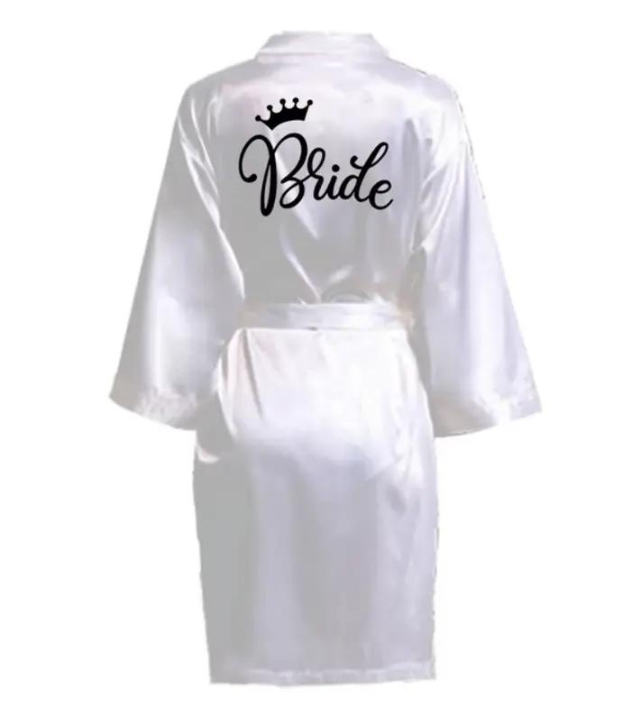 Robe Kimono en Satin avec Lettres Noires