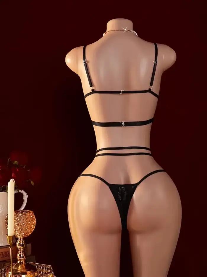 Ensemble de soutien-gorge ouvert en dentelle transparente