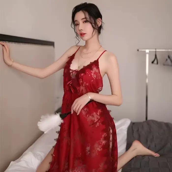 Chemise de nuit en dentelle évidée à fleurs grises pour femmes