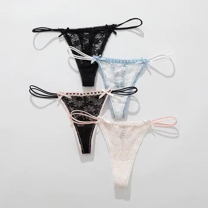 Culotte en dentelle avec nœud