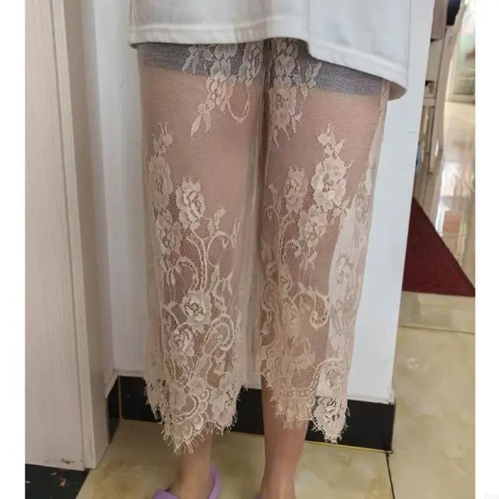 Les femmes sous jupe extensible pantalon recadré voir à travers lacet fleur Capris Leggings Sheer Mesh Sous-pants Half