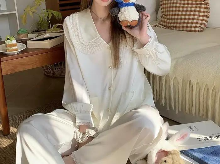 Nouvel ensemble de pyjama haut de gamme en soie glacée à manches longues pour le printemps 2026