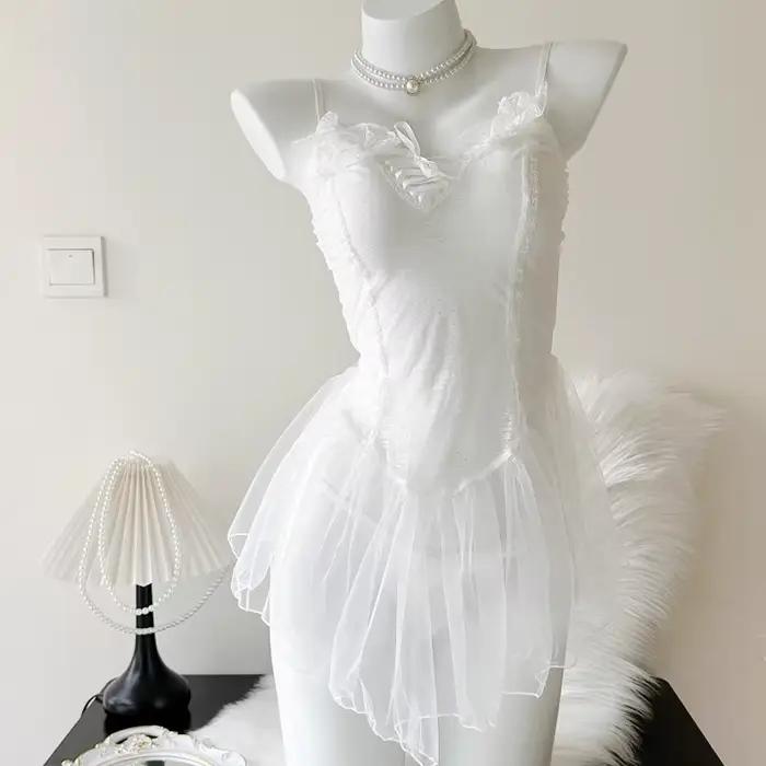 Robe de mariée blanche avec bretelles en dentelle pour couples