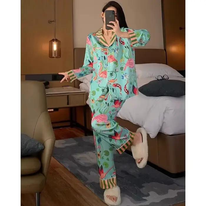 Pyjamas pour femmes au printemps et en été à manches longues