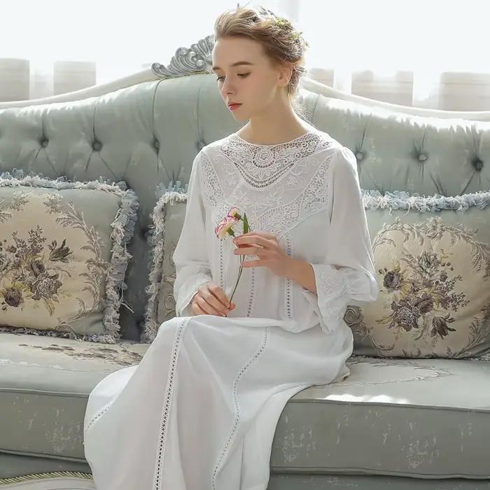 Chemise de nuit romantique en dentelle coton élasthanne pour femmes princess lace fleur longues manches col en V élégante nuit féerique