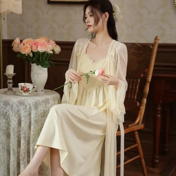 Chemise de nuit Vintage en dentelle féerique avec Robe