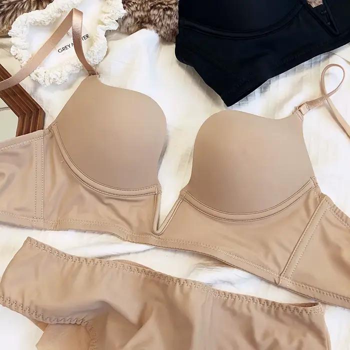 Ensemble de soutien-gorge plongeant sexy pour femme