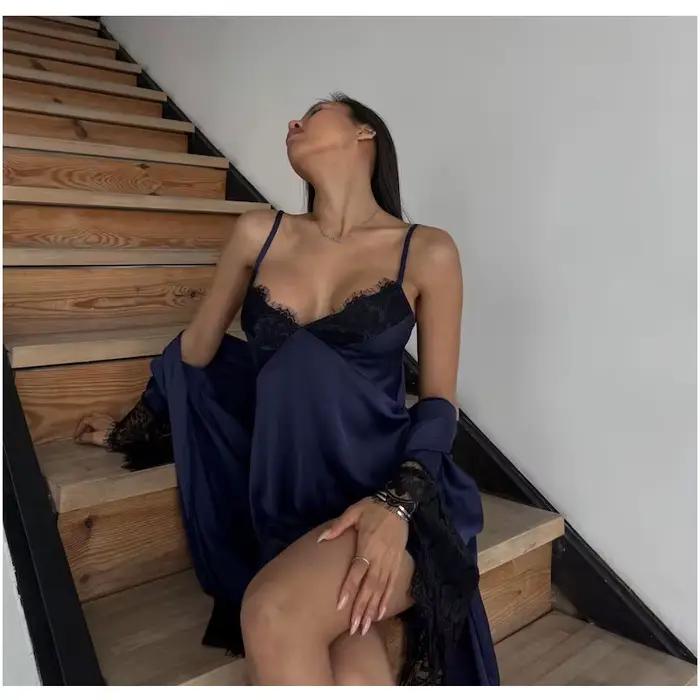 Ensemble Robe de Nuit et Peignoir Bleu Foncé Élégant pour Femme